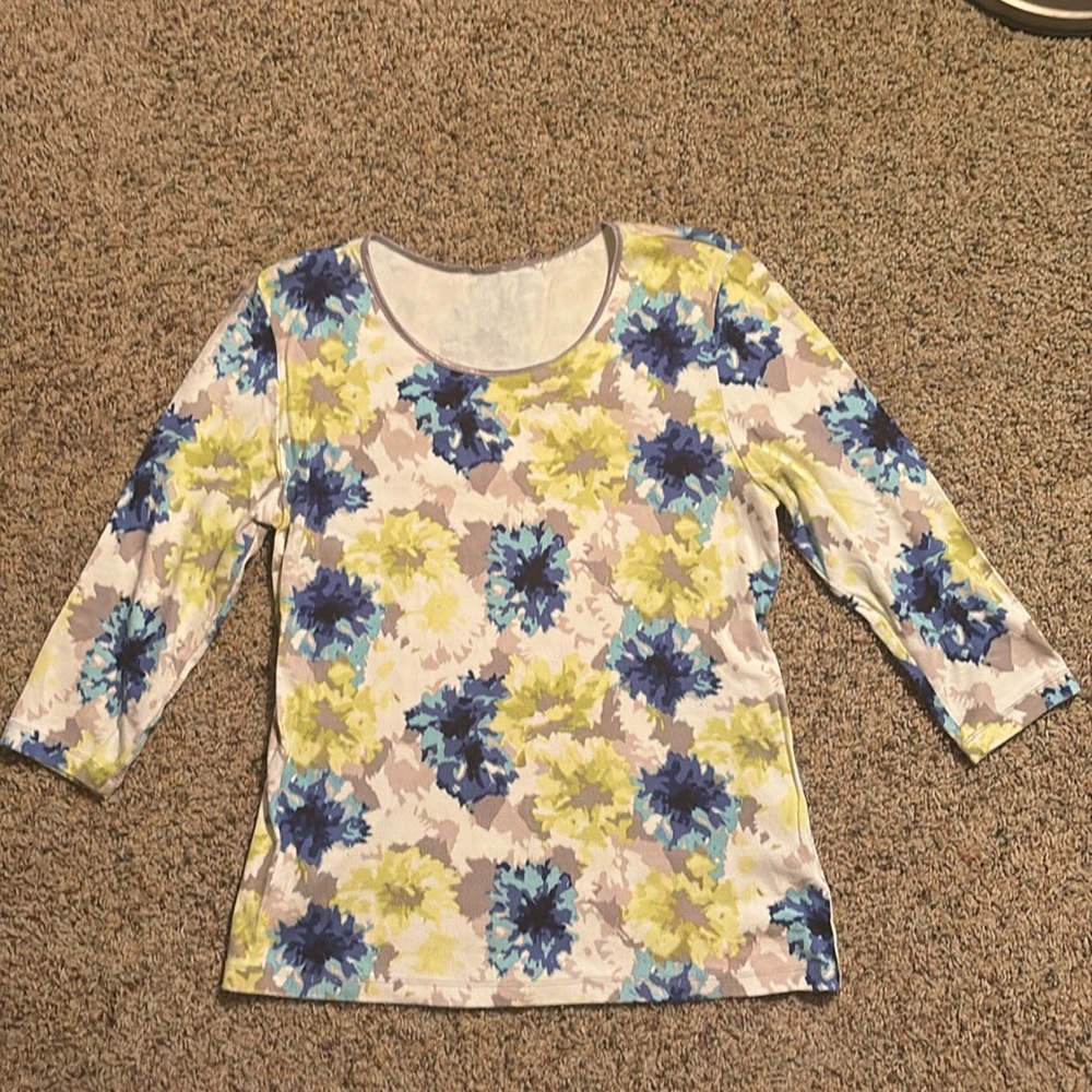 Blue taupe gray white chartreuse floral top